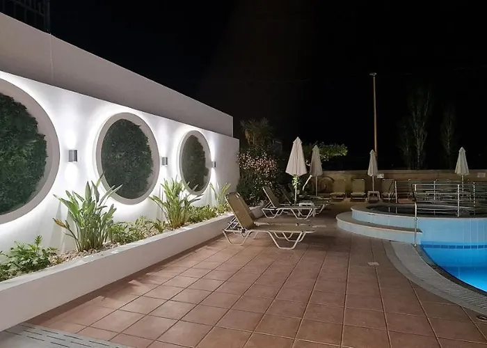 公寓式酒店 Elarin & 法里拉基