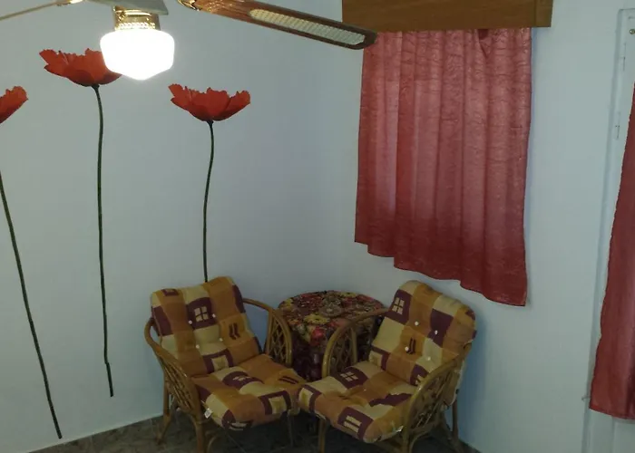 Elarin & 4* 法里拉基