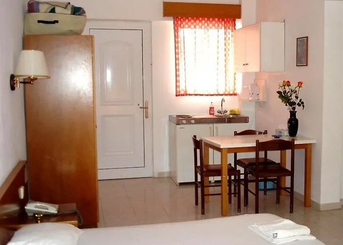 Elarin & 4* 法里拉基