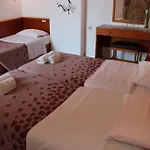 Elarin & Apartahotel