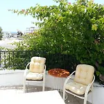 Apartahotel Elarin &
