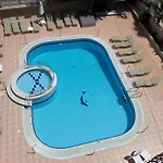 Apartahotel Elarin &