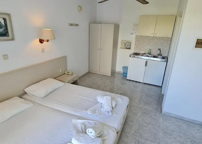 Elarin & شقة فندقية فاليراكي