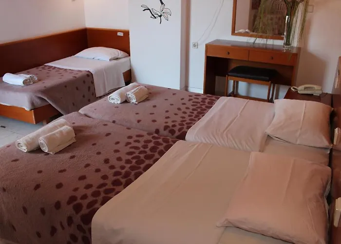 Elarin & Hotel de apartamente