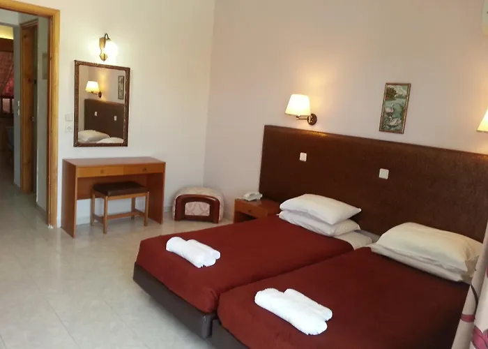 Elarin & 4* فاليراكي