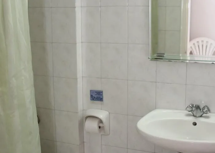 Hotel de apartamente Elarin & 4*