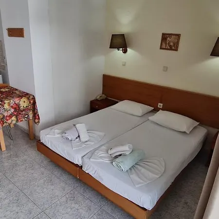 Aparthotel Elarin & 4*