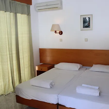 Aparthotel Elarin & 4*