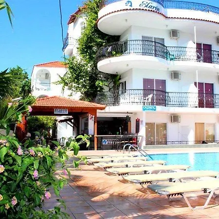 Elarin & Hotel de apartamente 3*